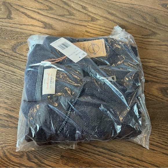 NWT weatherproof 1/4 zip medium weight sweater in color char Heather brown/grey - Picture 5 of 5